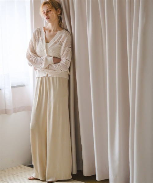 Maison INNESS(メゾンアイネス)の「シャイニーサテンクラック柄ワイドパンツ(その他パンツ・レディース・ネイビー/ベージュ/ブラウン・5L/4L/3L/LL/L/M/S)」の9枚目の写真