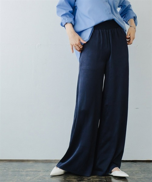 Maison INNESS(メゾンアイネス)の「シャイニーサテンクラック柄ワイドパンツ(その他パンツ・レディース・ネイビー/ベージュ/ブラウン・5L/4L/3L/LL/L/M/S)」の17枚目の写真