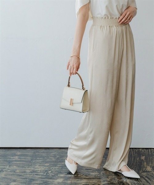 Maison INNESS(メゾンアイネス)の「シャイニーサテンクラック柄ワイドパンツ(その他パンツ・レディース・ネイビー/ベージュ/ブラウン・5L/4L/3L/LL/L/M/S)」の19枚目の写真