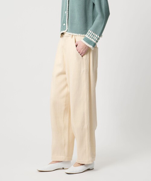 Pheeta（フィータ）の「＜Pheeta＞Daniele デニム パンツ / 015C-70（その他パンツ・レディース・オフホワイト・2/1）」の2枚目の写真