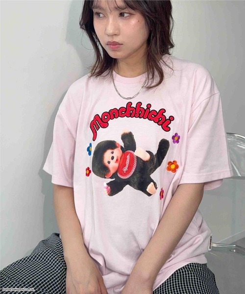 AS KNOW AS plus(アズノゥアズプラス)の「◯アクリルキーホルダー付き モンチッチ半袖Tシャツ【 Monchhichi / モンチッチ 】(Tシャツ/カットソー・レディース・オートミール/グリーン/オフホワイト/チャコールグレー/ネイビー系/アイボリー系/ダークグリーン系/ホワイト系/グレー系/ピンク系・FREE)」の10枚目の写真