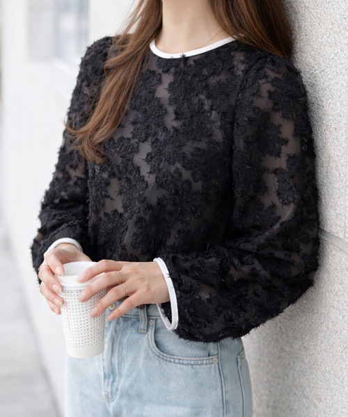 Dewlily(デューリリー)の「上品な透け感が嬉しい お出かけやオフィスに◎ シアージャガードボリュームスリーブブラウス(シャツ/ブラウス・レディース・グレー/ブラック/アイボリー・FREE)」の20枚目の写真