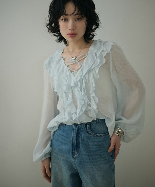 LAULEN(ローレン)の「chiffon front frill lace up blouse /シフォンフロントフリルレースアップ長袖ブラウス(シャツ/ブラウス・レディース・イエロー/ブルー・FREE)」の21枚目の写真