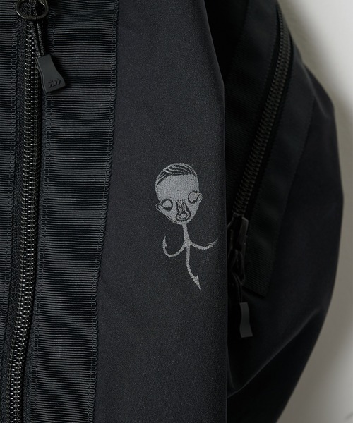 D-VEC（ディーベック）の「【D-VEC】WINDSTOPPER BY GORE-TEX LABS 30DY/TR2 3L MA1 BLOUSON（ブルゾン・メンズ・ブラック/グレー・2/1）」の12枚目の写真