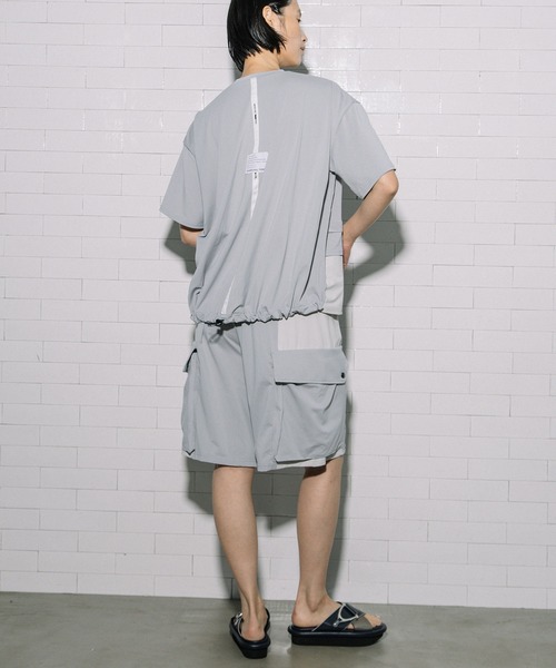 MARECHAL TERRE（マルシャルテル）の「【機能素材】ラッシュガードポケットTシャツ（Tシャツ/カットソー・レディース・ブラック/チャコールグレー/ライトグレー/ネイビー・MEDIUM）」の19枚目の写真