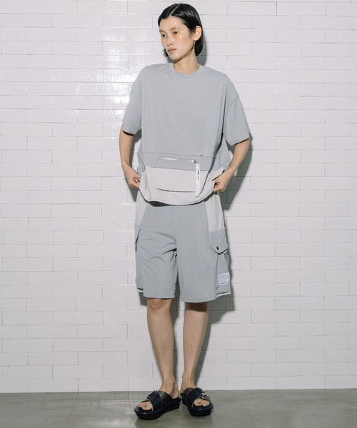 MARECHAL TERRE（マルシャルテル）の「【機能素材】ラッシュガードポケットTシャツ（Tシャツ/カットソー・レディース・ブラック/チャコールグレー/ライトグレー/ネイビー・MEDIUM）」の21枚目の写真