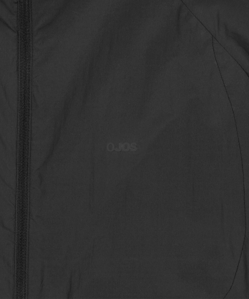 OJOS（オホス）の「Paneled Lightweight Windbreaker / Black（ナイロンジャケット・レディース・その他・1/2/3）」の6枚目の写真