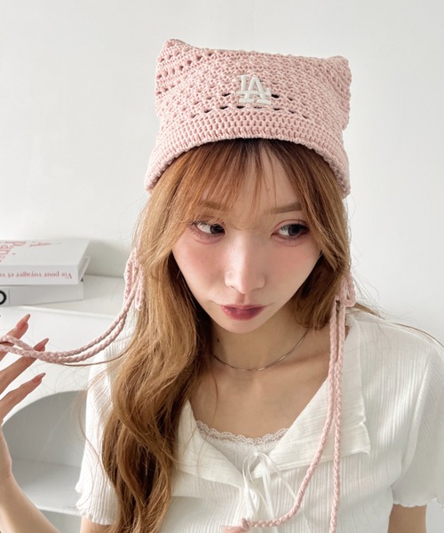 MLB(メジャーリーグベースボール)の「【日本未発売/WEB限定】MLB KOREA(エムエルビーコリア)/サマー リボン 猫耳 ねこ耳ビーニー 耳付き クロシェ編み ロゴパッチ ワッペン ビーニー ニット帽/Summer Ribbon Miyaon Beanie(ニットキャップ/ビーニー・レディース・ブラック/クリーム/ピンク・FREE)」の3枚目の写真