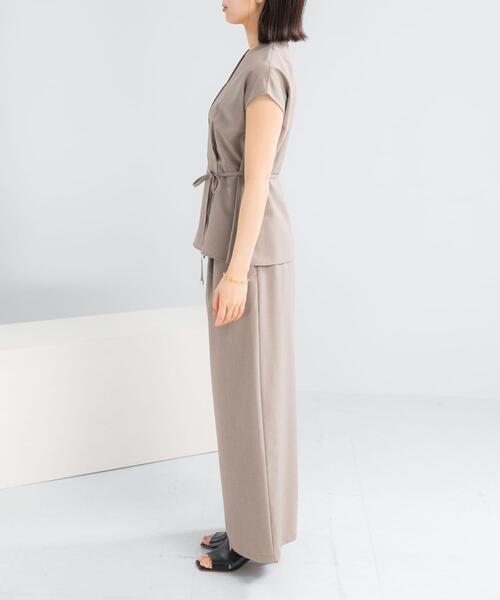 URBAN RESEARCH ROSSO WOMEN(アーバンリサーチ ロッソ)の「『WEB/一部店舗限定』吸水速乾 接触冷感セットアップ(セットアップ・レディース・モカ/ネイビー/ライトベージュ・FREE)」の9枚目の写真