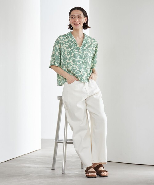 BEAUTY&YOUTH UNITED ARROWS(ビューティーアンドユースユナイテッドアローズ)の「ライトオンス ワイド デニムパンツ(デニムパンツ・レディース・オフホワイト/ライトブルー・M/S/XS)」の6枚目の写真