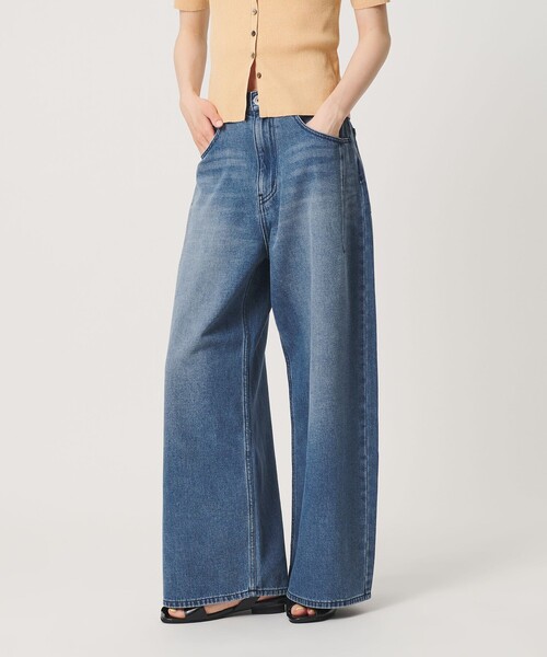 BEAUTY&YOUTH UNITED ARROWS(ビューティーアンドユースユナイテッドアローズ)の「ライトオンス ワイド デニムパンツ(デニムパンツ・レディース・オフホワイト/ライトブルー・M/S/XS)」の8枚目の写真