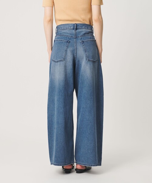 BEAUTY&YOUTH UNITED ARROWS(ビューティーアンドユースユナイテッドアローズ)の「ライトオンス ワイド デニムパンツ(デニムパンツ・レディース・オフホワイト/ライトブルー・M/S/XS)」の13枚目の写真
