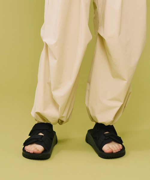 SHAKA(シャカ)の「SHAKA スポーツサンダル CHILL OUT GER(サンダル・レディース・ナチュラル/ブラック・24/25/23/26/27)」の2枚目の写真