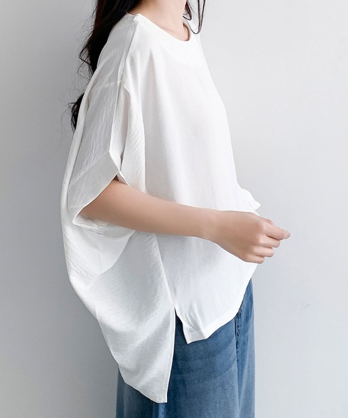 LOWO(ロワ)の「ドルマンスリーブイレギュラーヘム半袖Tシャツ(Tシャツ/カットソー・レディース・ブラック/オフホワイト・FREE)」の5枚目の写真