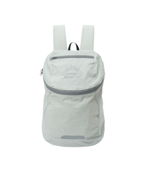 SUNNECT（ソネクト）の「Traveler 15L Backpack - Light Grey（バックパック/リュック）」