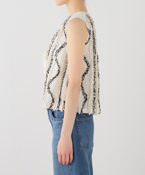 FRAMeWORK(フレームワーク)の「ARCHI FUZZ JQ S/L TOP(その他アウター・レディース・ホワイト・FREE)」の11枚目の写真