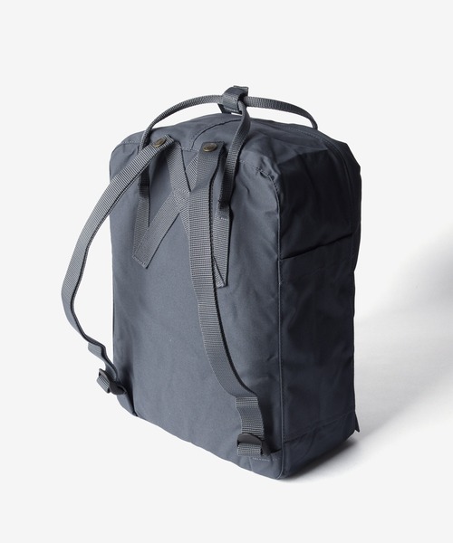 Fjallraven Kanken（フェールラーベンカンケン）の「FJALLRAVEN Kanken フェールラーベン カンケン バックパック（バックパック/リュック・レディース・グレー系2/グレー系1/ブラック/ミント/ネイビー/ロイヤルブルー/ダークグレー・FREE）」の22枚目の写真