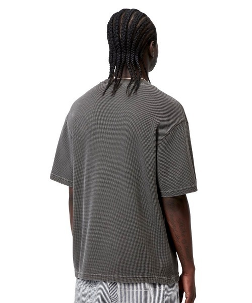 Carhartt WIP(カーハートダブリューアイピー)の「Carhartt WIP S/S NELSON WAFFLE T-SHIRT(カーハートワークインプログレス ショートスリーブネルソンワッフルTシャツ)(Tシャツ/カットソー・メンズ・ブラック/ナチュラル/ブルー系・SMALL/MEDIUM/LARGE/X-LARGE)」の6枚目の写真