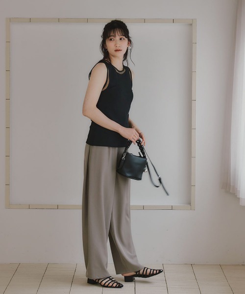 slattgir(スラットジール)の「高身長 ポイントシアータンクトップ(トールサイズ)Essenave(Tシャツ/カットソー・レディース・オフホワイト/ブラック・TM/TL/TLL/T3L/T4L/T5L)」の5枚目の写真