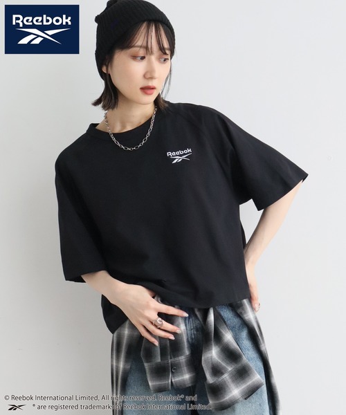 Reebok（リーボック）の「【Reebok/リーボック】刺繍ロゴ クロップド丈 ラグラン半袖Tシャツ（Tシャツ/カットソー・レディース・ネイビー×ホワイト/ブラック/ホワイト×ブラック・M/L）」の16枚目の写真