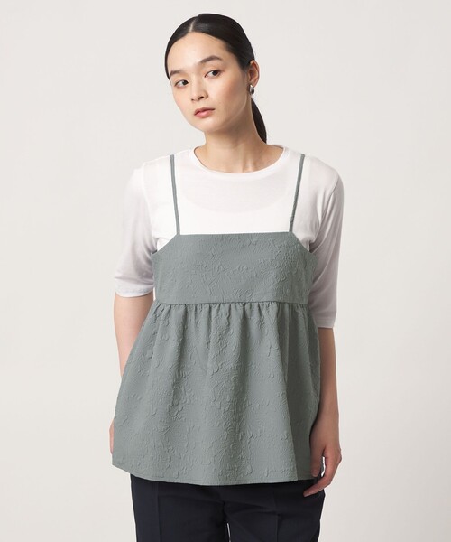 A DAY IN THE LIFE UNITED ARROWS(アデイインザライフユナイテッドアローズ)の「エンボスキャミ+Tシャツ ‐セットアイテム‐<A DAY IN THE LIFE>(Tシャツ/カットソー・レディース・ブラック/ダークブラウン/ナチュラル/グレー系・FREE)」の1枚目の写真