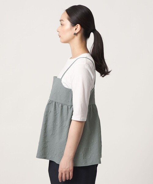 A DAY IN THE LIFE UNITED ARROWS(アデイインザライフユナイテッドアローズ)の「エンボスキャミ+Tシャツ ‐セットアイテム‐<A DAY IN THE LIFE>(Tシャツ/カットソー・レディース・ブラック/ダークブラウン/ナチュラル/グレー系・FREE)」の9枚目の写真