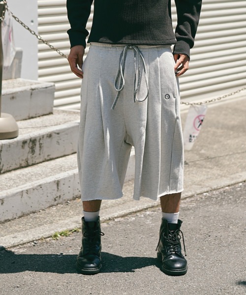 SHINYAKOZUKA（シンヤコヅカ）の「CONZ別注　ORDINARY HOME BAGGY SHORTS/ハーフパンツ/スウェットパンツ/夏服/SHINYAKOZUKA（その他パンツ・メンズ・ホワイト/ブラック/グレー・L/M/S）」の12枚目の写真