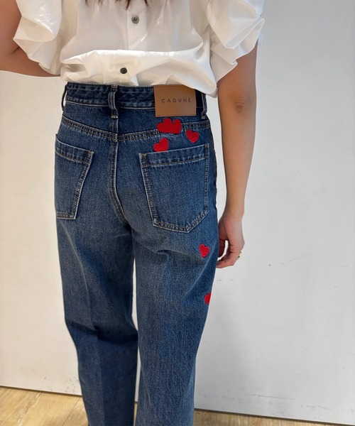 CADUNE（カデュネ）の「ハートセンタープレスデニム（その他パンツ・レディース・ブルー/ネイビー/ライトブルー・38/36/34/40）」の3枚目の写真