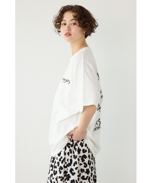RODEO CROWNS WIDE BOWL(ロデオクラウンズワイドボウル)の「レインボーインクプリントTシャツ(Tシャツ/カットソー・レディース・ピンク/ベージュ/ブラック/オフホワイト・MEDIUM/LARGE)」の6枚目の写真