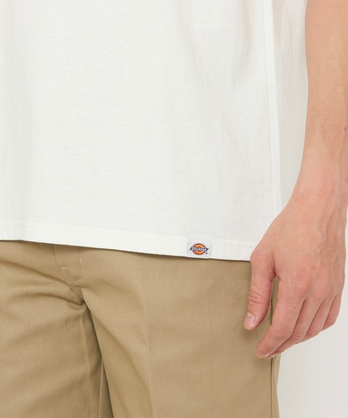 Dickies(ディッキーズ)の「Dickies/ディッキーズ グラフィックTシャツ 半袖(Fuzzy Logo)(Tシャツ/カットソー・メンズ・オレンジ/ホワイト/ブラック・MEDIUM/X-LARGE/LARGE)」の13枚目の写真