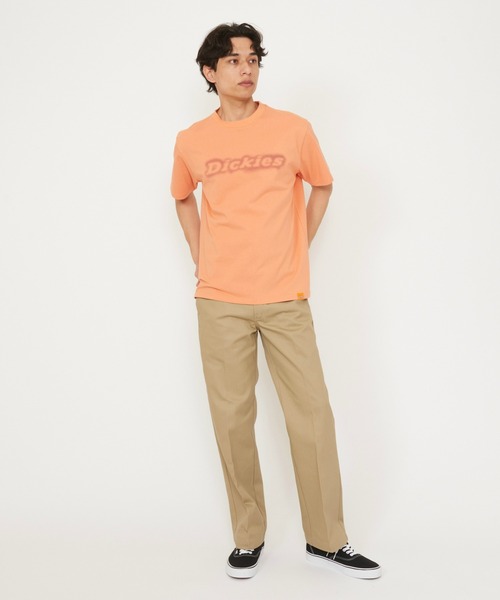 Dickies(ディッキーズ)の「Dickies/ディッキーズ グラフィックTシャツ 半袖(Fuzzy Logo)(Tシャツ/カットソー・メンズ・オレンジ/ホワイト/ブラック・MEDIUM/X-LARGE/LARGE)」の12枚目の写真