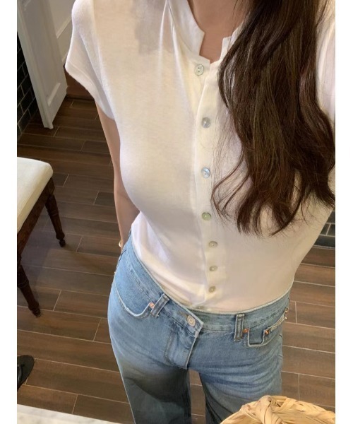 FAVORITO（ファヴォリート）の「シングルブレストトップス（Tシャツ/カットソー・レディース・ホワイト/ライトグレー/ブラック/ブルー・F）」の7枚目の写真