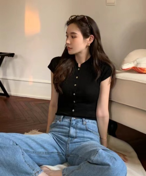 FAVORITO（ファヴォリート）の「シングルブレストトップス（Tシャツ/カットソー・レディース・ホワイト/ライトグレー/ブラック/ブルー・F）」の16枚目の写真