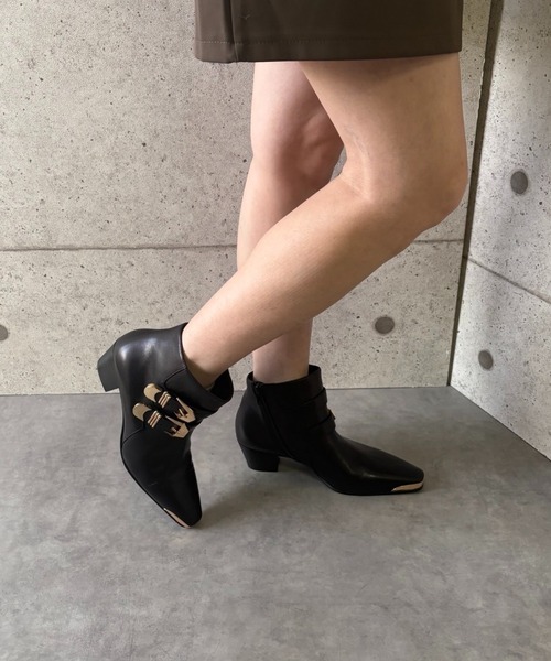 Jeffrey Campbell（ジェフリーキャンベル）の「メタルトゥバックルショートブーツ（ブーツ・レディース・ブラック・38/37/36/39）」の13枚目の写真