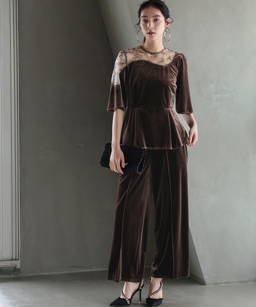 Callarus（カラルス）の「【お呼ばれ・よそいき・結婚式・パーティー・オケージョンドレス】アシメレースデザインベロアブラウスパンツセットアップドレス〔Callarus〕（パンツドレス・レディース・グレー/ブラウン・3L/M/LL/L）」の3枚目の写真