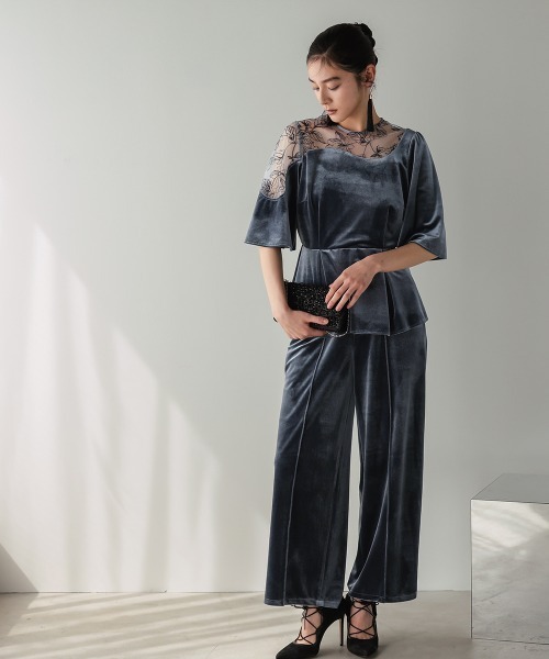 Callarus（カラルス）の「【お呼ばれ・よそいき・結婚式・パーティー・オケージョンドレス】アシメレースデザインベロアブラウスパンツセットアップドレス〔Callarus〕（パンツドレス・レディース・グレー/ブラウン・3L/M/LL/L）」の14枚目の写真