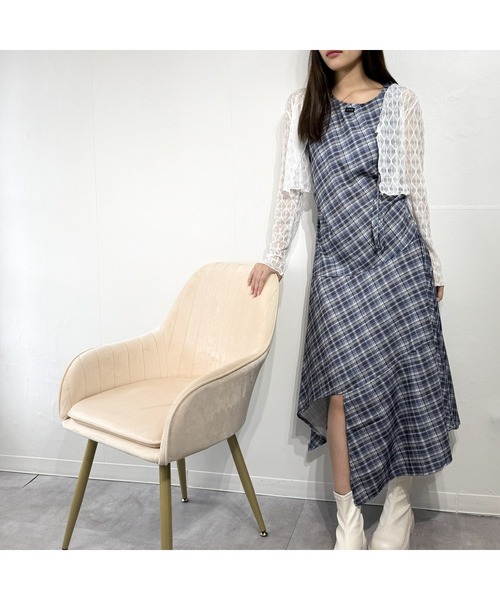 marcydorn(マーシードルン)の「アシンメトリーヘムチェックロングワンピース ノースリーブ(ワンピース・レディース・ブルー・S/M/L)」の10枚目の写真