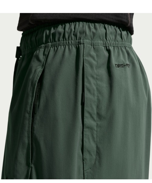 NIKE(ナイキ)の「NIKE AS M NK UV TECH HELIOS SUN SRT / ナイキ UV テック ヘリオス サン ショート 【SP】(その他パンツ・メンズ・グリーン・S/XXL/XL/L/M)」の2枚目の写真