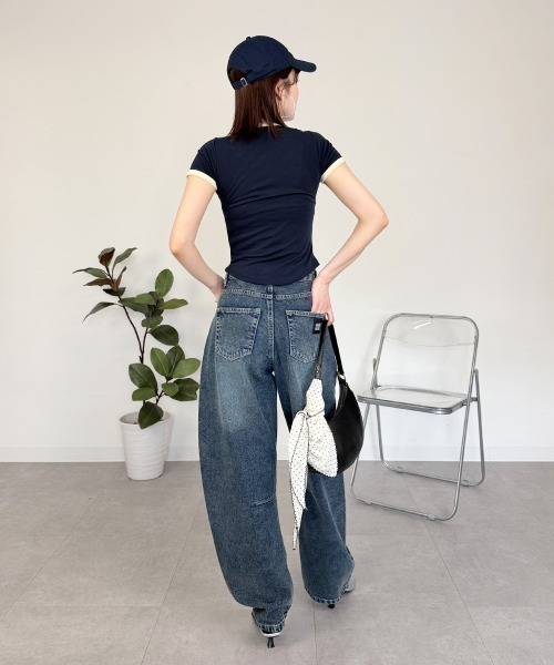 mellomela.(メロメラ)の「ショート丈配色Tシャツ(Tシャツ/カットソー・レディース・ネイビー/スカイブルー/ホワイト・FREE)」の22枚目の写真