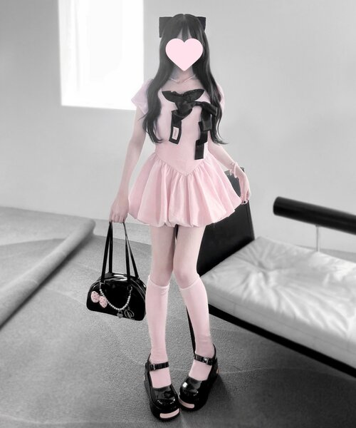 OLIVE des OLIVE(オリーブデオリーブ)の「【インフルエンサー企画】miko ribbon balloon dress(ワンピース・レディース・ピンク/ブラック・FREE)」の18枚目の写真