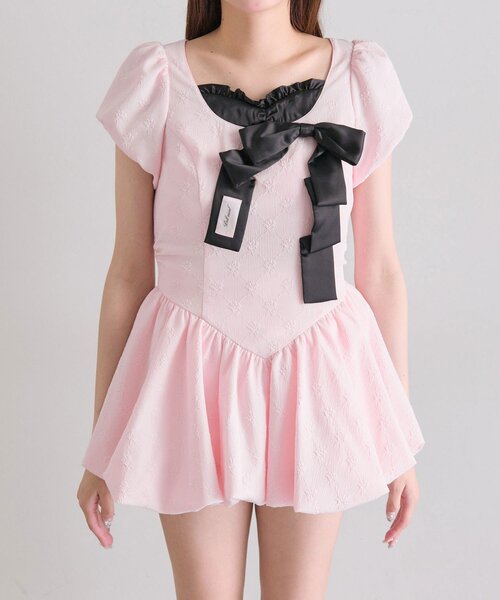 OLIVE des OLIVE(オリーブデオリーブ)の「【インフルエンサー企画】miko ribbon balloon dress(ワンピース・レディース・ピンク/ブラック・FREE)」の20枚目の写真