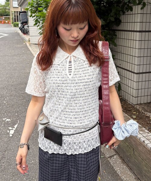 CIAOPANIC(チャオパニック)の「2WAYストレッチレースポロ半袖トップス(シャツ/ブラウス・レディース・ホワイト/ブラック/アイボリー・ONE SIZE)」の1枚目の写真