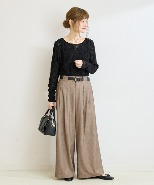 B.C STOCK(ベーセーストック)の「《追加3》手洗い可 / ストレッチフラワーレースプルオーバー(Tシャツ/カットソー・レディース・ホワイト/ブラック・FREE)」の3枚目の写真