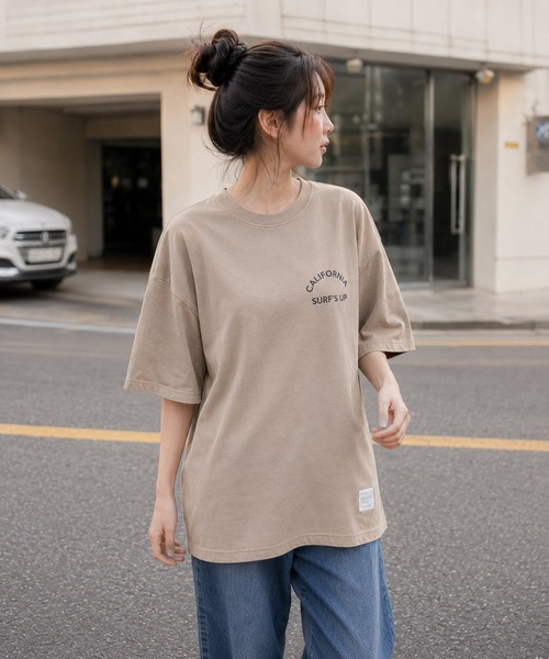 B.I.D.（ビーアイディー）の「《Bd》ピグメント加工　ポケット付きバックプリント クルーネックTシャツ（Tシャツ/カットソー・レディース・ベージュ/ホワイト・MEDIUM）」の9枚目の写真