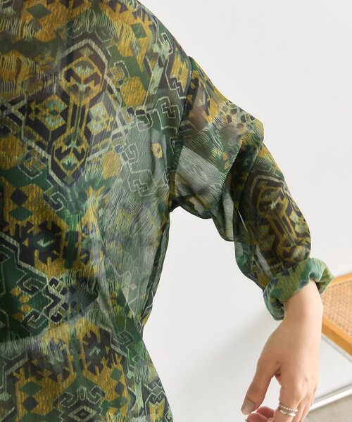 ear PAPILLONNER（イアパピヨネ）の「NEWインポート柄シャツ【SUM1 STYLE】（シャツ/ブラウス・レディース・レッド/グリーン・FREE）」の3枚目の写真