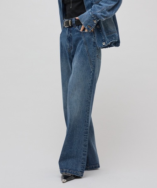 Lui's(ルイス)の「デニムストレートパンツ(デニムパンツ・レディース・インディゴブルー/ブラック・36/38)」の8枚目の写真