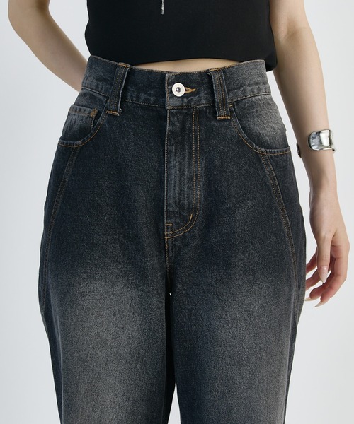Lui's(ルイス)の「デニムストレートパンツ(デニムパンツ・レディース・インディゴブルー/ブラック・36/38)」の22枚目の写真