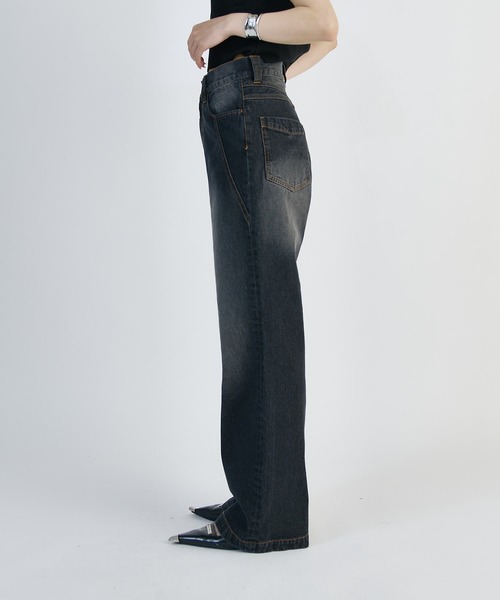 Lui's(ルイス)の「デニムストレートパンツ(デニムパンツ・レディース・インディゴブルー/ブラック・36/38)」の19枚目の写真