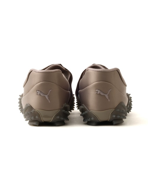 PUMA（プーマ）の「PUMA MOSTRO FEY SATIN WMNS / プーマ モストロ フェイ サテン ウィメンズ（スニーカー・レディース・グレイッシュベージュ・23.0cm/25.0cm/24.5cm/24.0cm/23.5cm）」の4枚目の写真