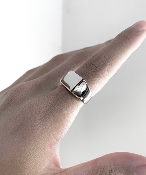 NOEL(ノエル)の「Square Signet Ring #293 フリーサイズリング(リング・メンズ・シルバー・FREE)」の7枚目の写真